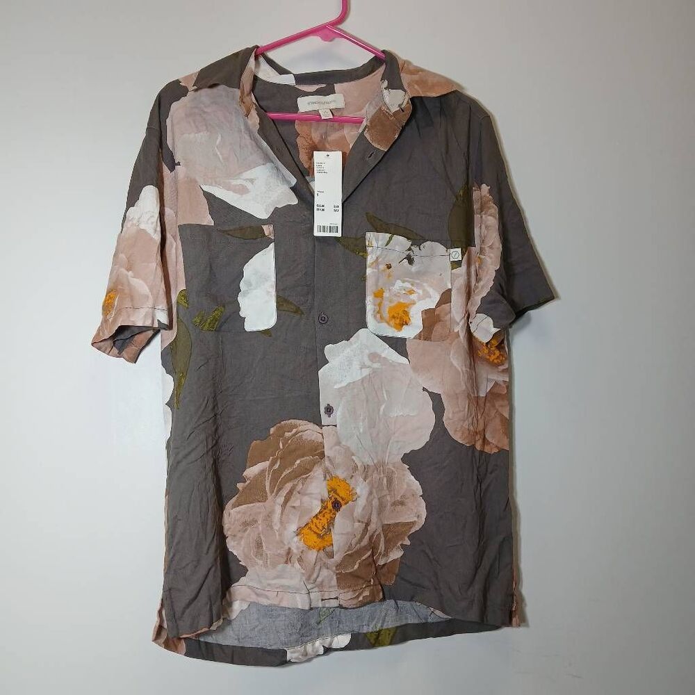 Standard cloth mens small taupe gray flora shirt casual shortsleeve